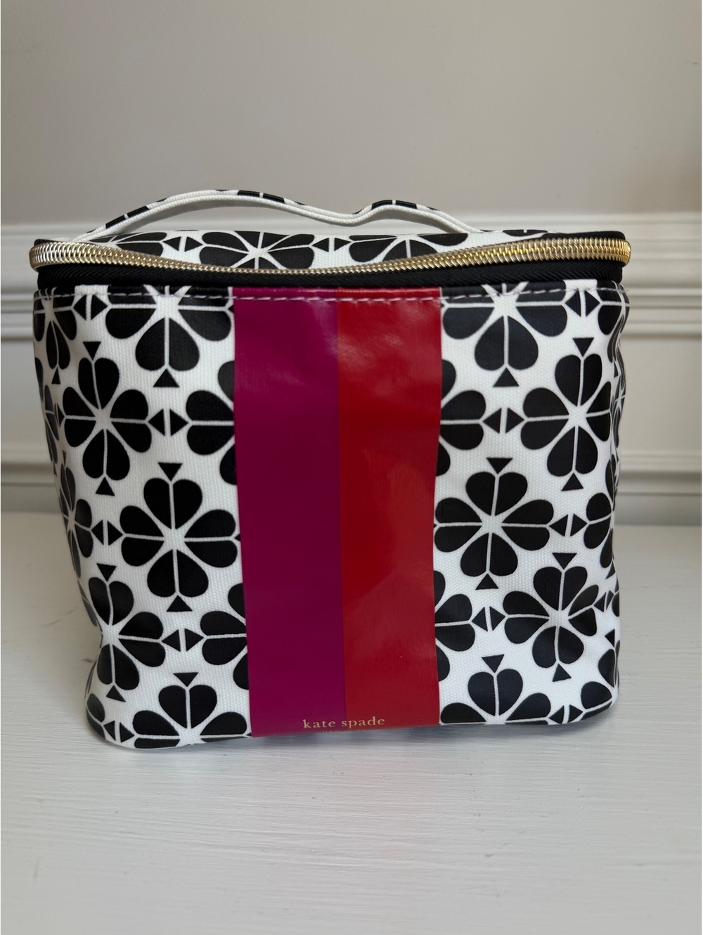 Kate Spade New York Insulated Lunch Tote in Spade Flower. NWT